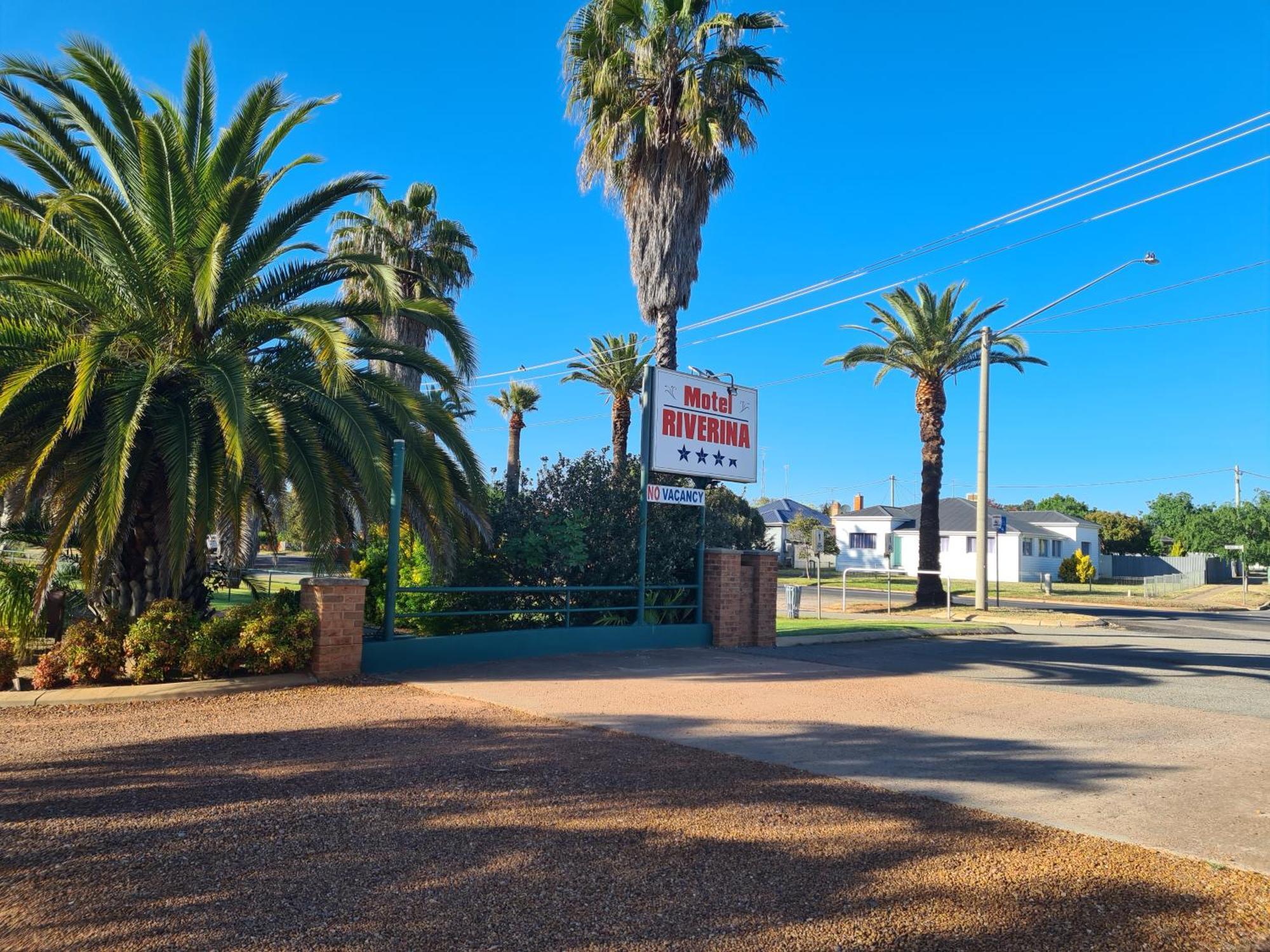 Motel Riverina Leeton Buitenkant foto