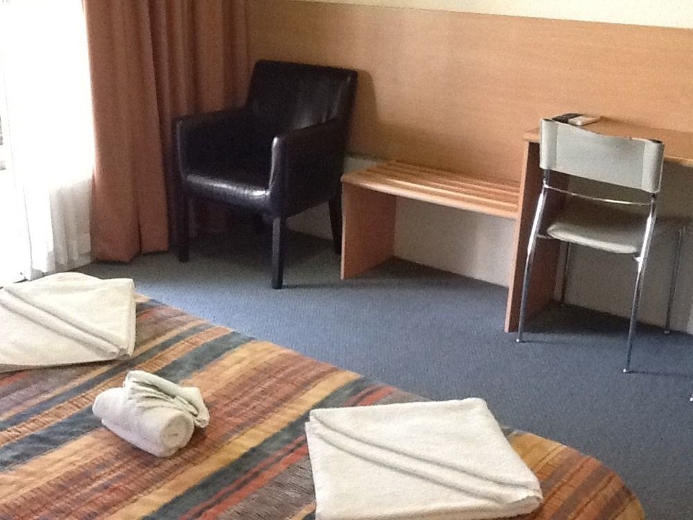 Motel Riverina Leeton Buitenkant foto