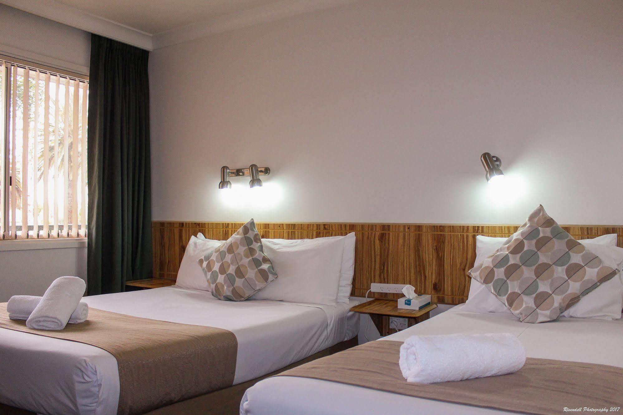 Motel Riverina Leeton Buitenkant foto