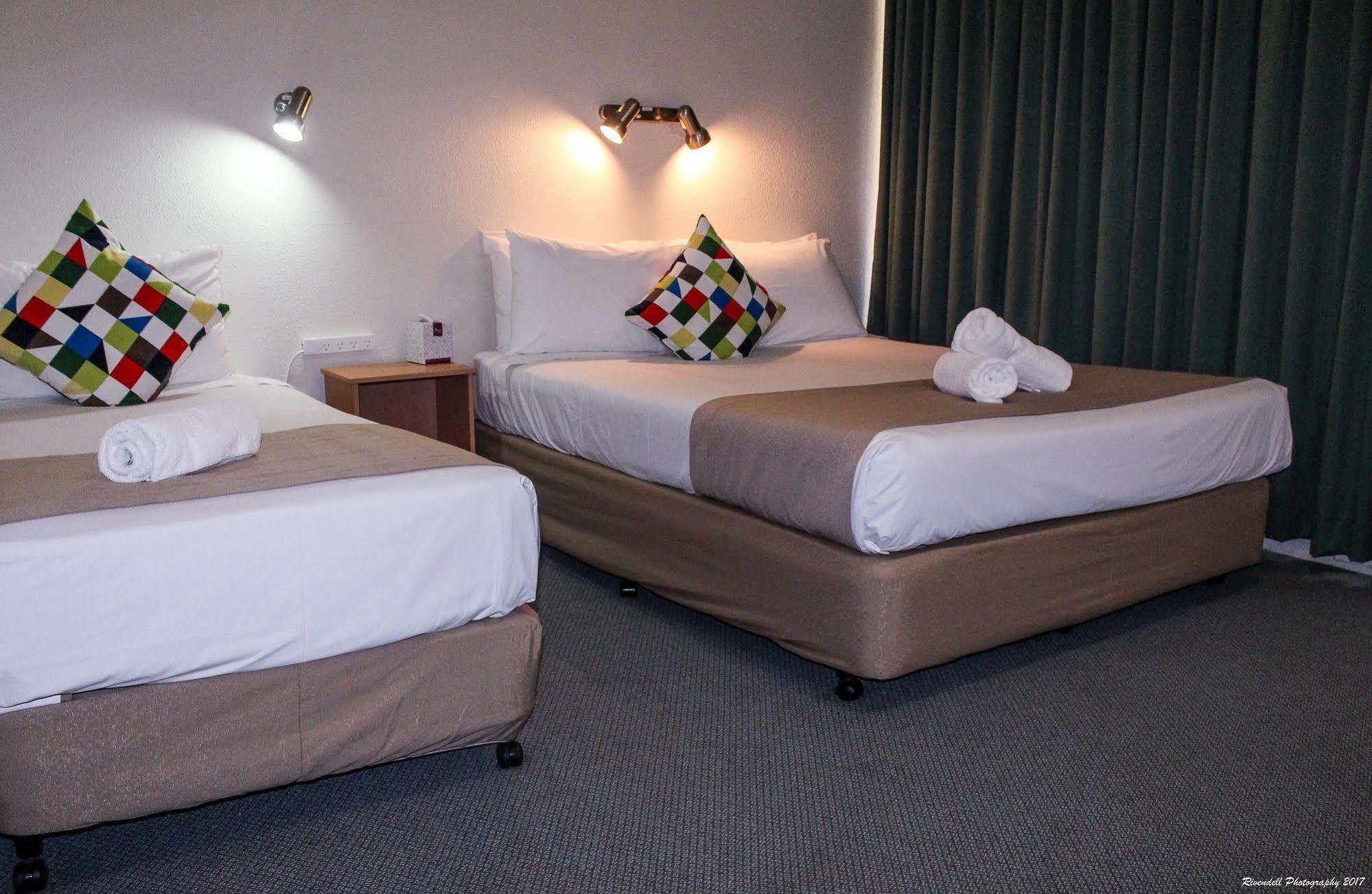Motel Riverina Leeton Buitenkant foto
