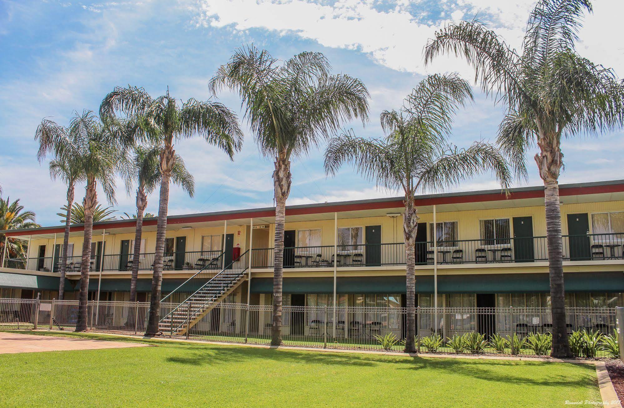 Motel Riverina Leeton Buitenkant foto